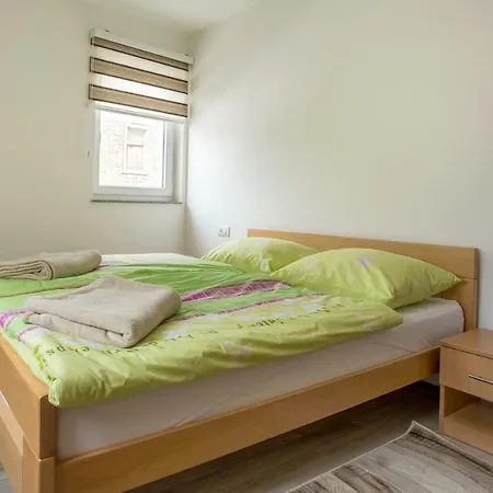 Apartment Ivana *